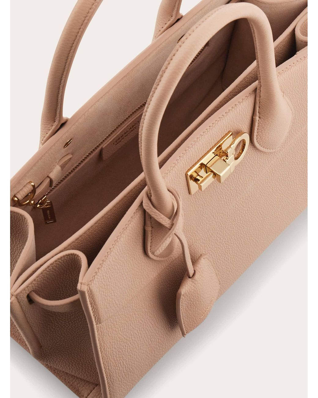 Ferragamo Natural New Studio Soft Bag (M)