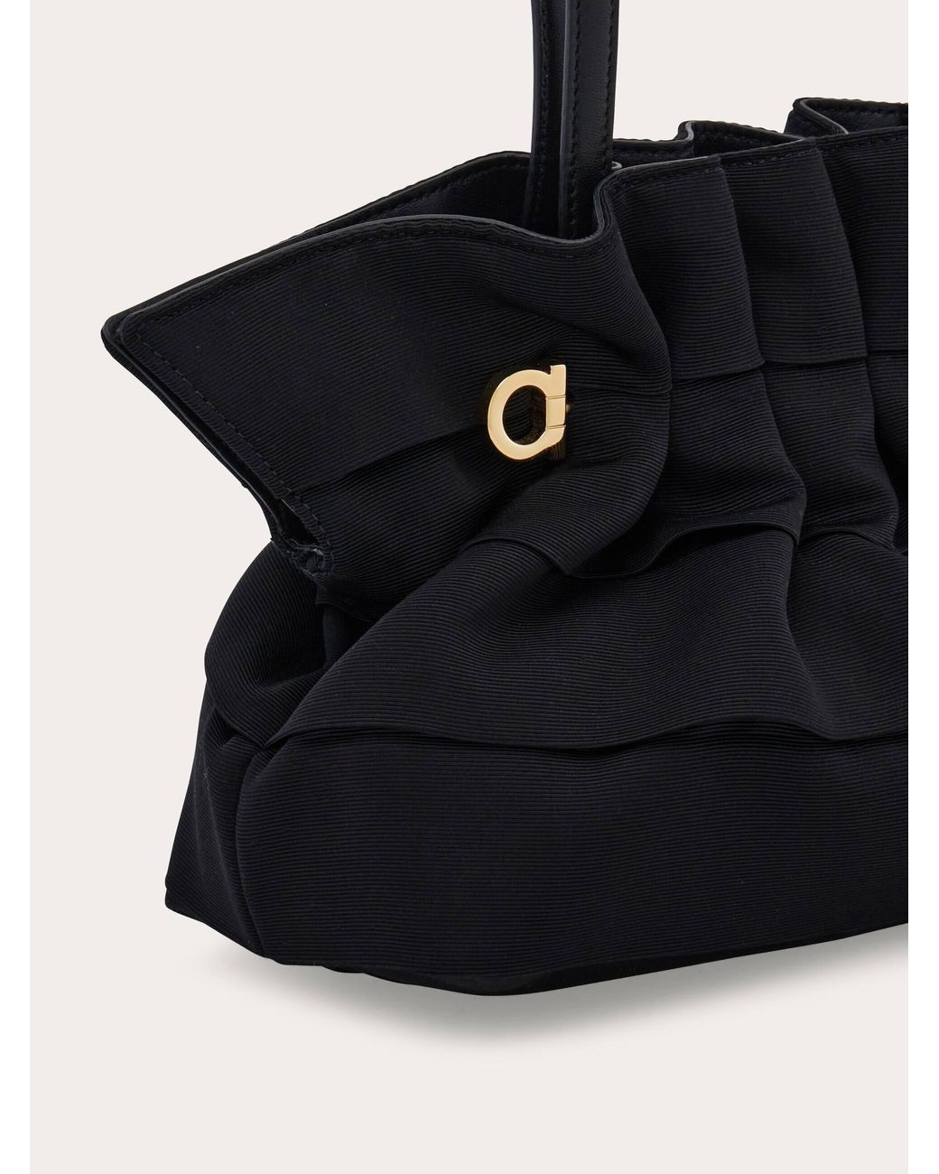 Ferragamo White Soft-Bag (S)