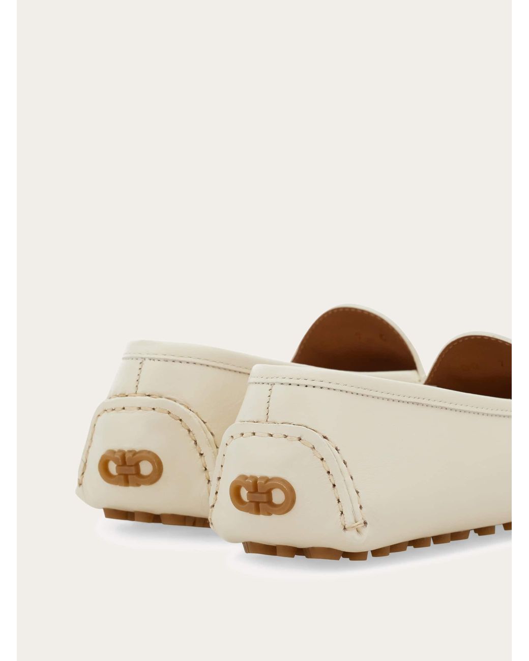 Ferragamo Natural Gancini Detail Driver .5