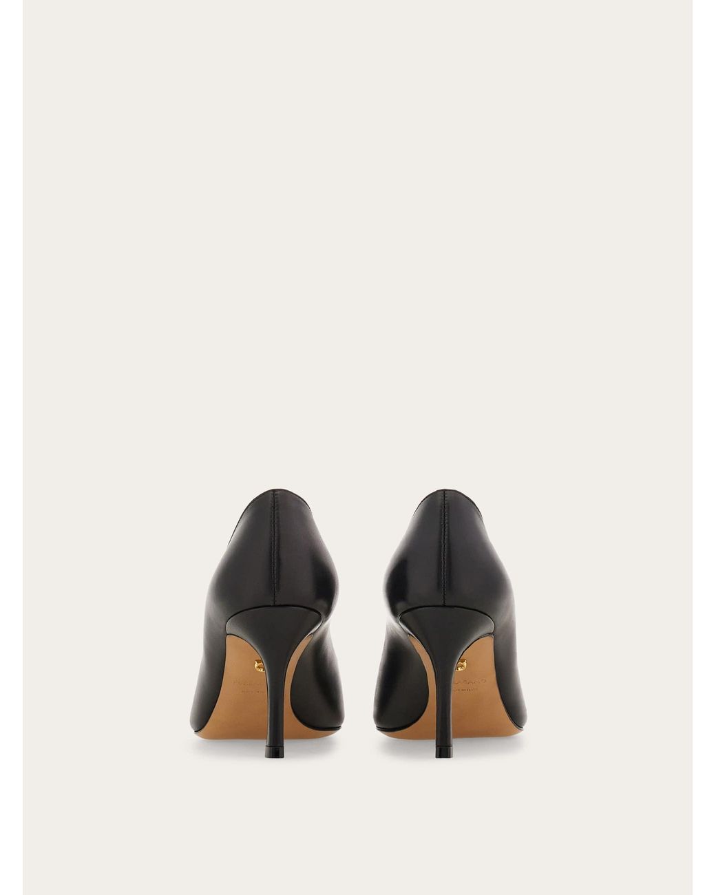 Ferragamo Natural Plain Pump