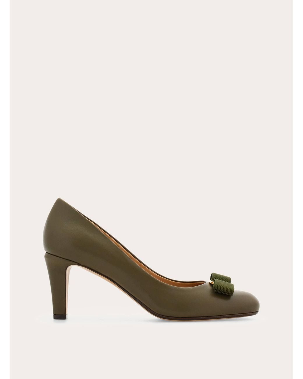 Ferragamo Green Vara Bow Pump