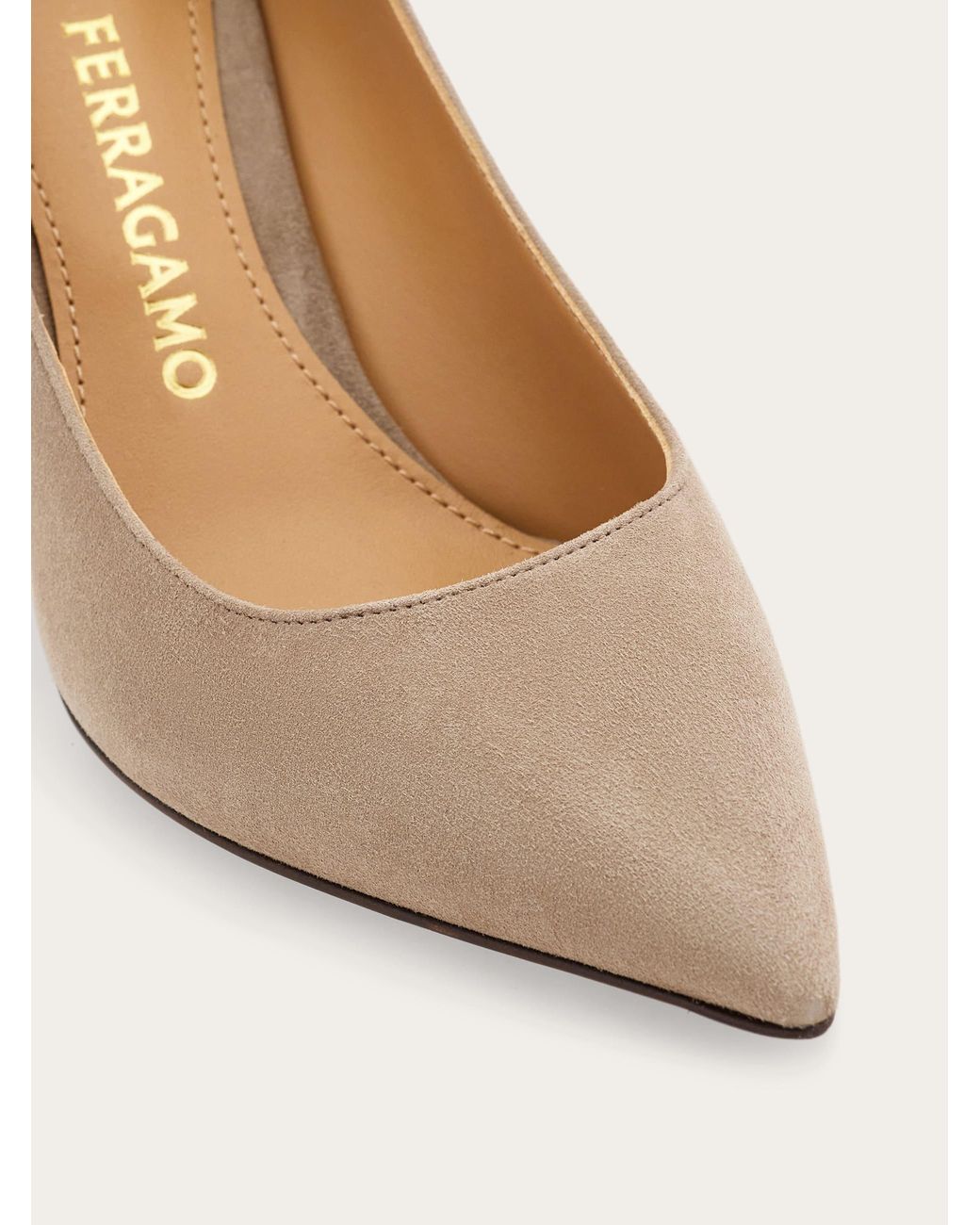 Ferragamo Natural Plain Pump