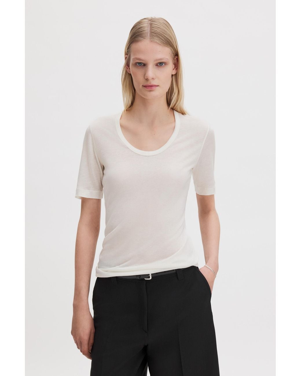 Filippa K White Lyocell Cashmere Scoop Tee