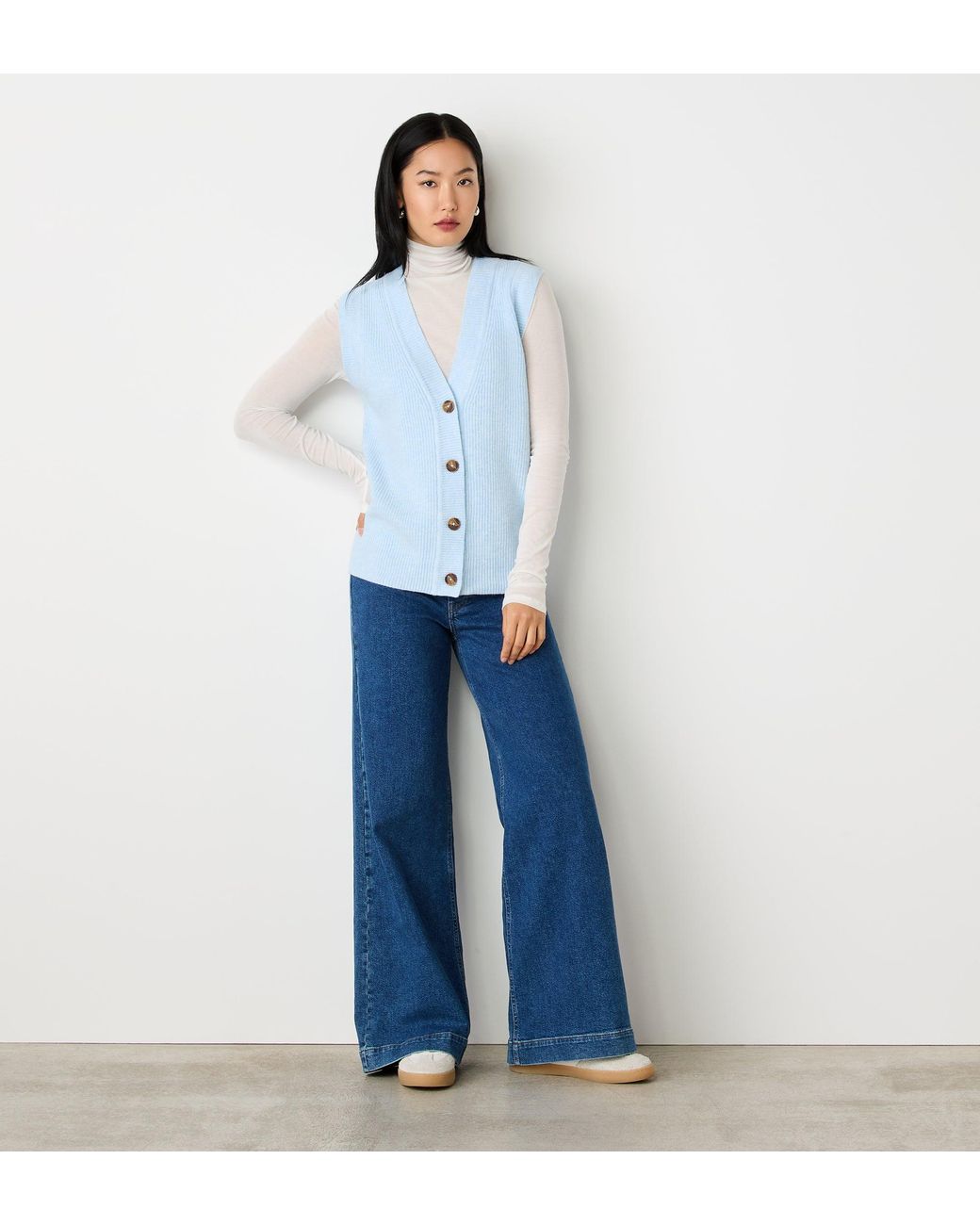 Finery London Blue Winnie Sleeveless Cardigan