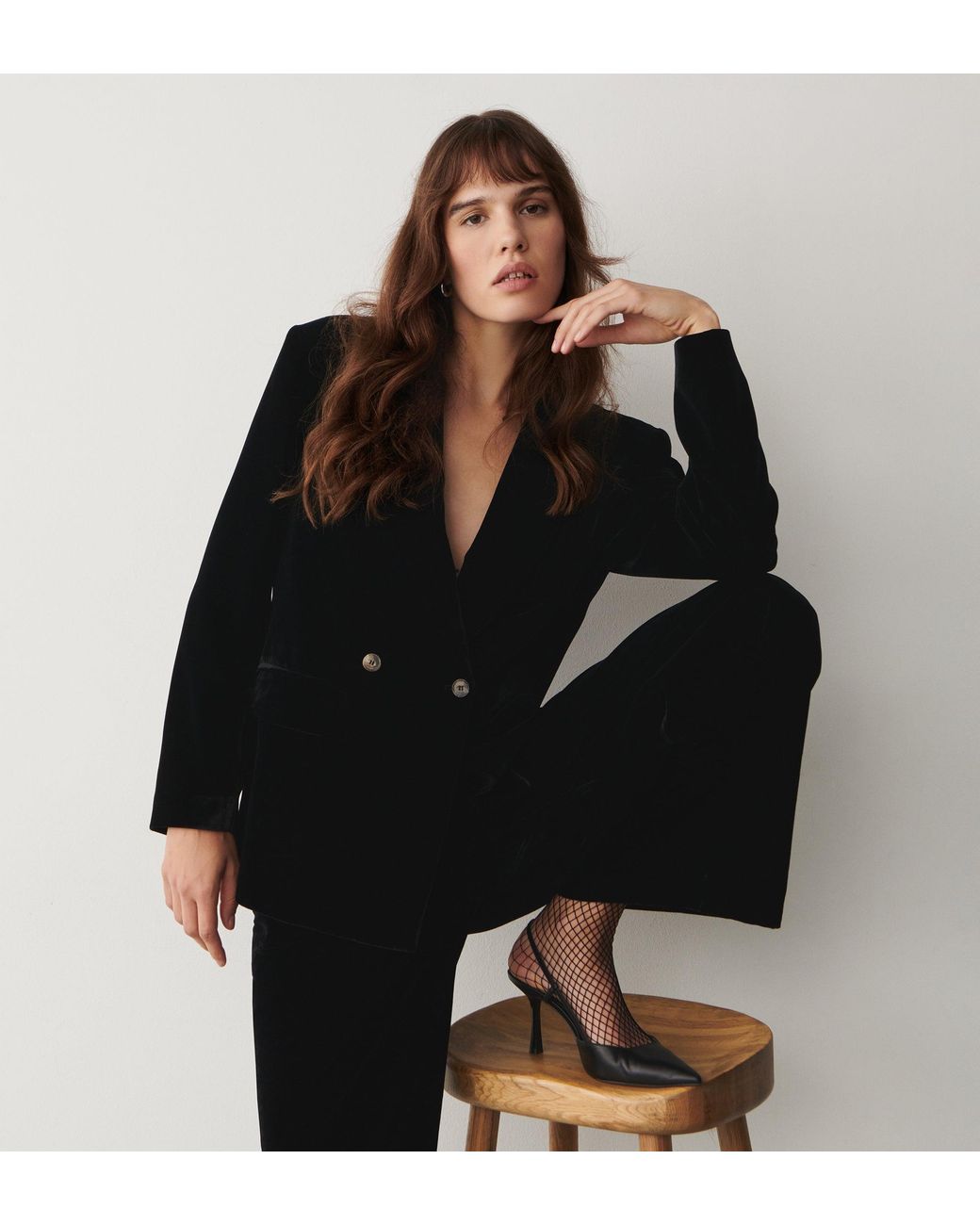 Finery London Black Maeve Velvet Blazer