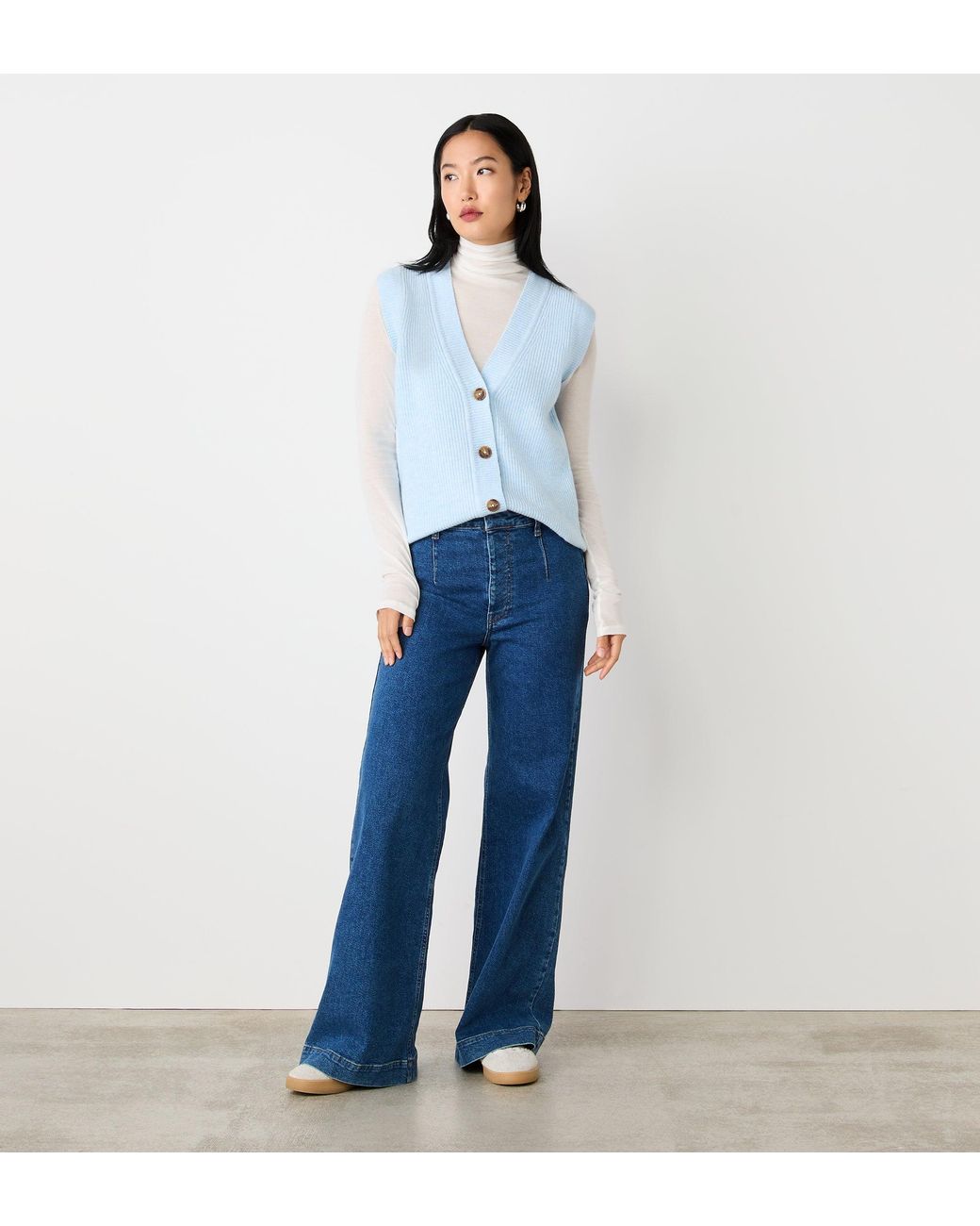 Finery London Blue Winnie Sleeveless Cardigan