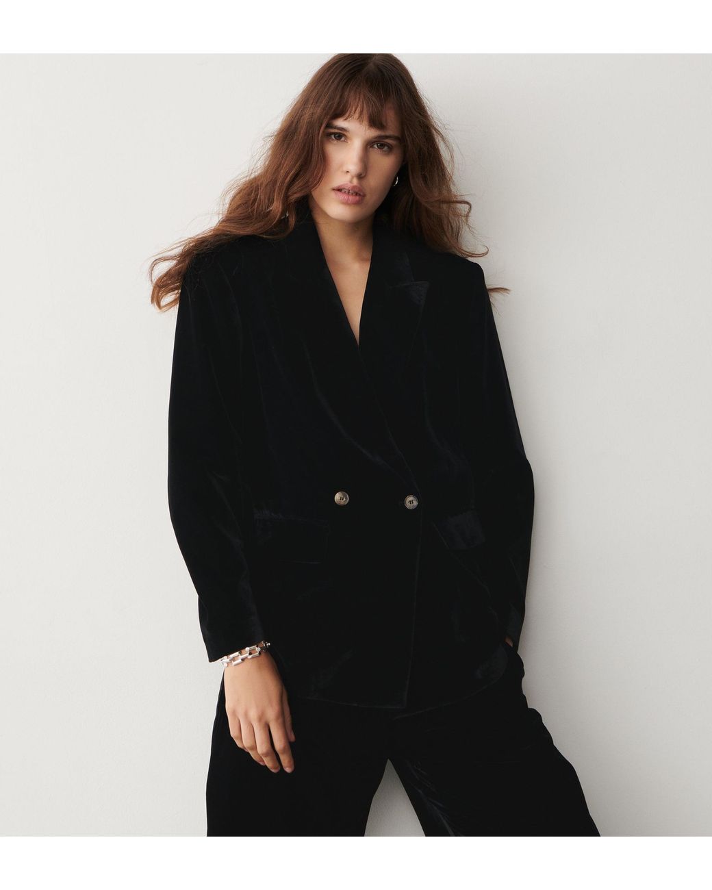Finery London Black Maeve Velvet Blazer