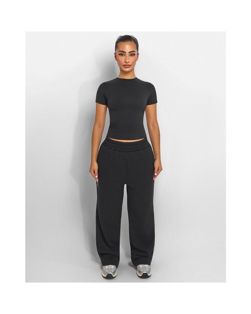 Mars the Label Black Sculpt Short Sleeve Top
