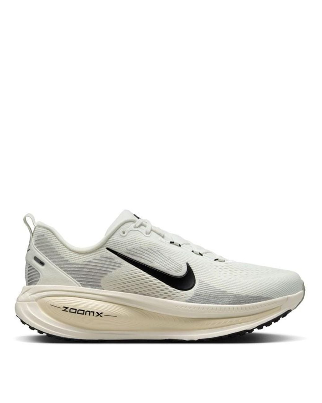 Nike White Vomero 18 Running Shoes for men