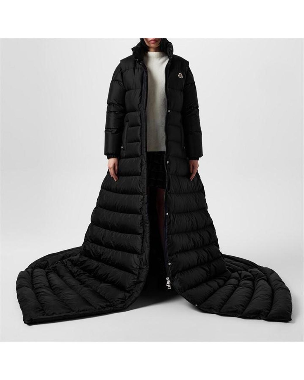 Moncler Black Verone Down Short Puffer Jacket