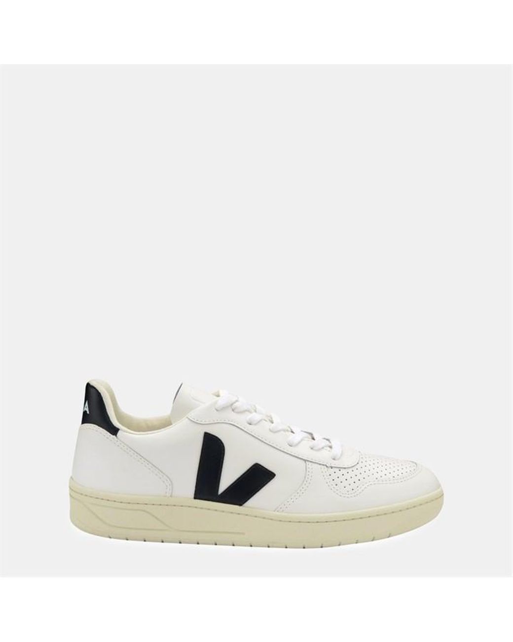 Veja White V-10 Trainers