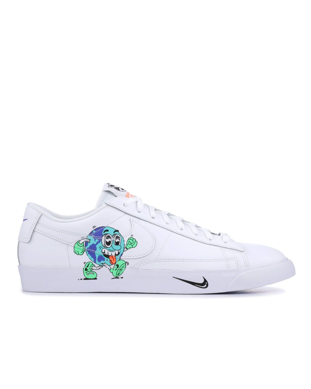 nike blazer low qs