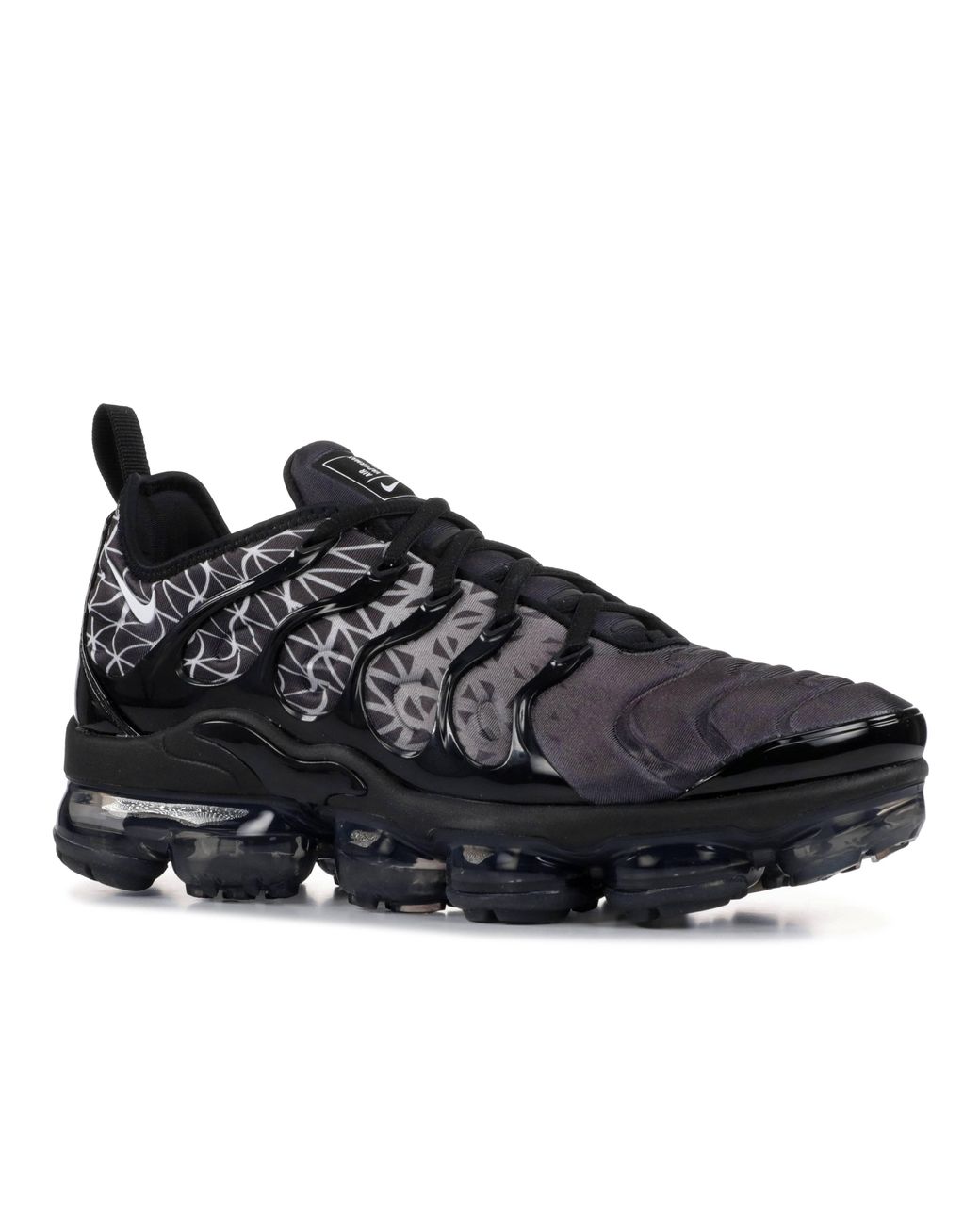 vapormax plus geometric black