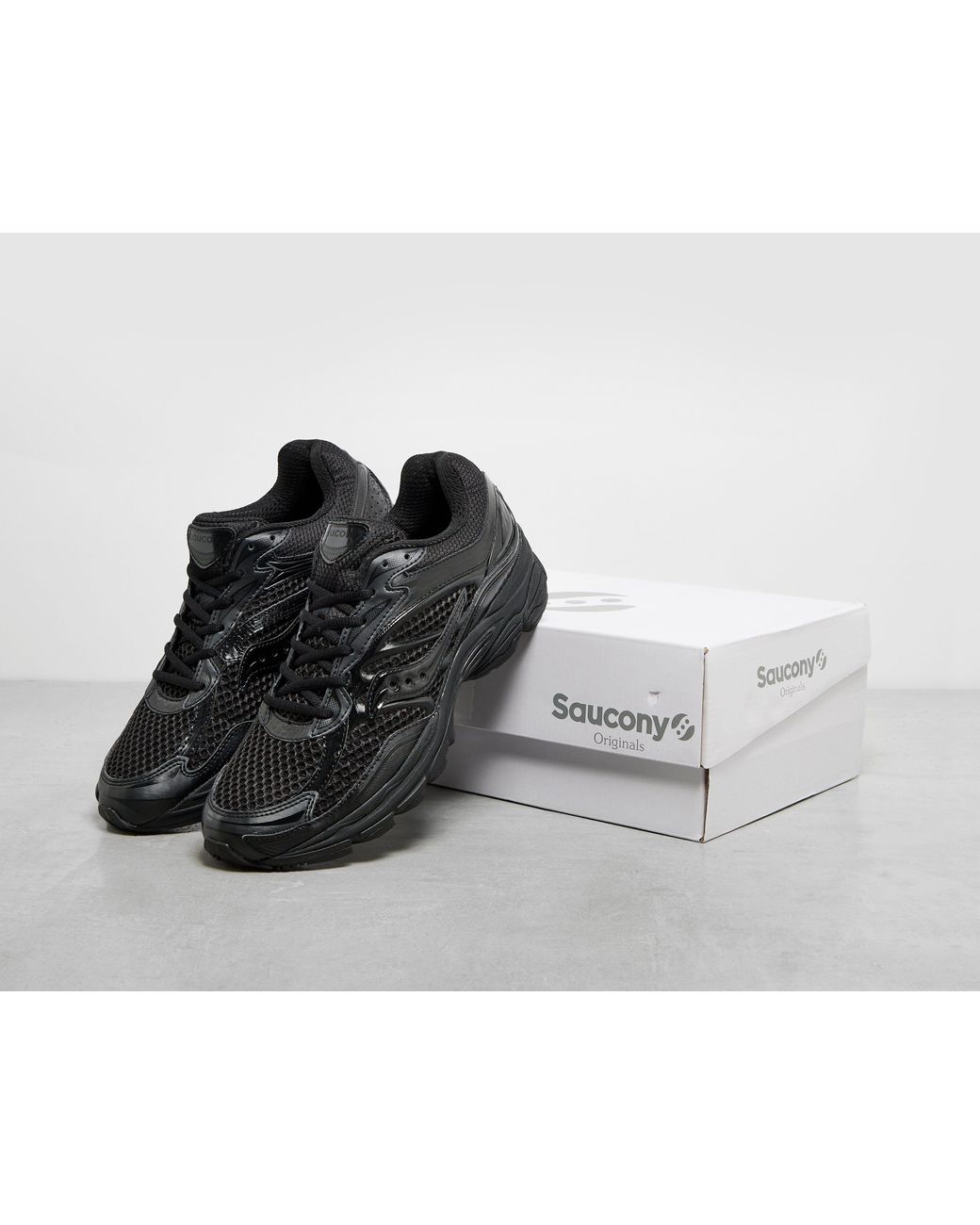 saucony-Black-Progrid-Omni-9-Og.jpeg