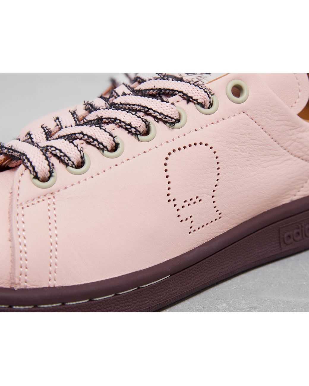 Raf simons adidas stan smith pink hot sale