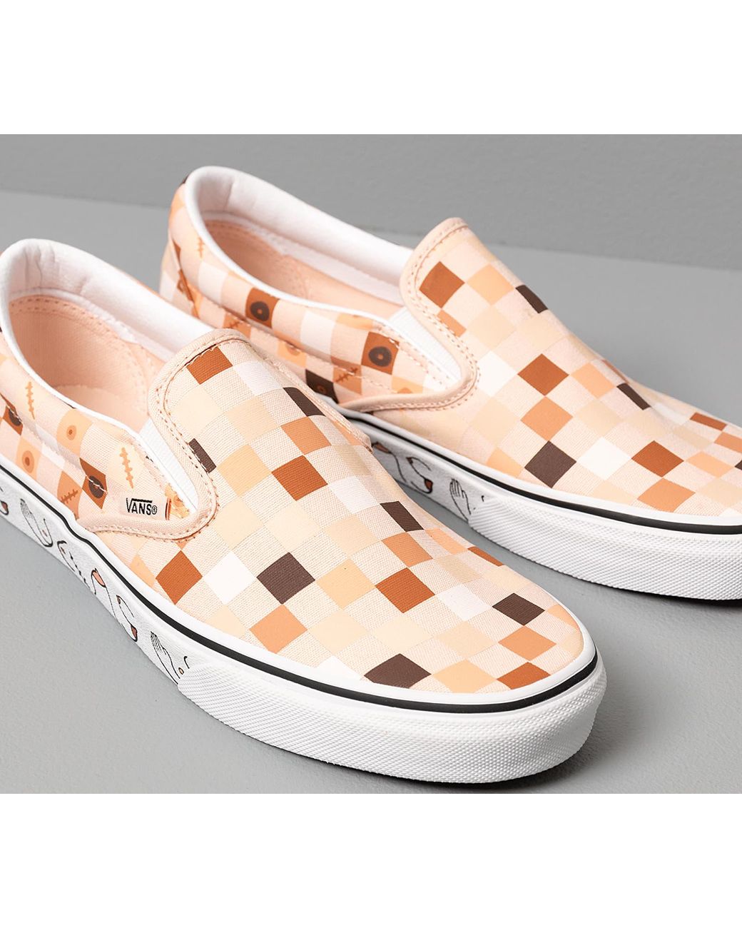 Vans Breast Cancer Awareness Classic Slip-on Nude Check/ True White | Lyst