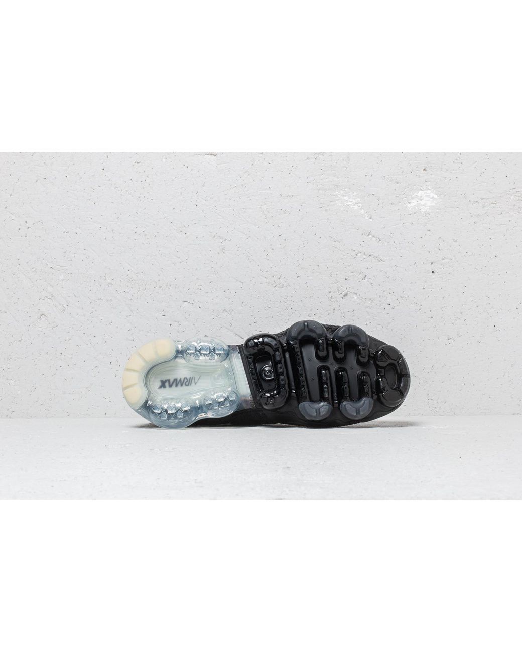 Nike Rubber Wmns Air Vapormax Flyknit Moc 2 Black/ Light Cream-white | Lyst