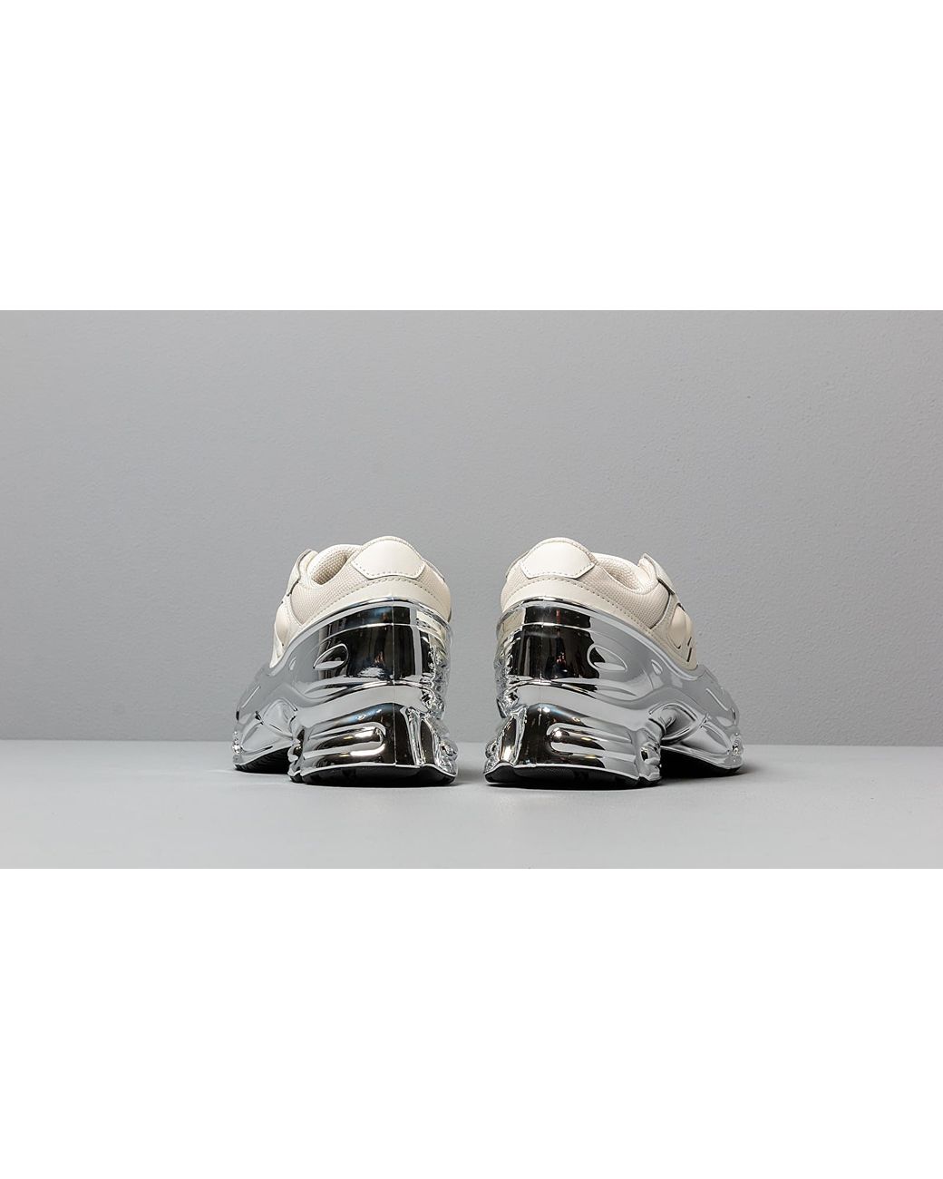 Adidas x Raf Simons Ozweego Core White/ Silver Metallic/ Silver Metallic di  adidas By Raf Simons da Uomo | Lyst