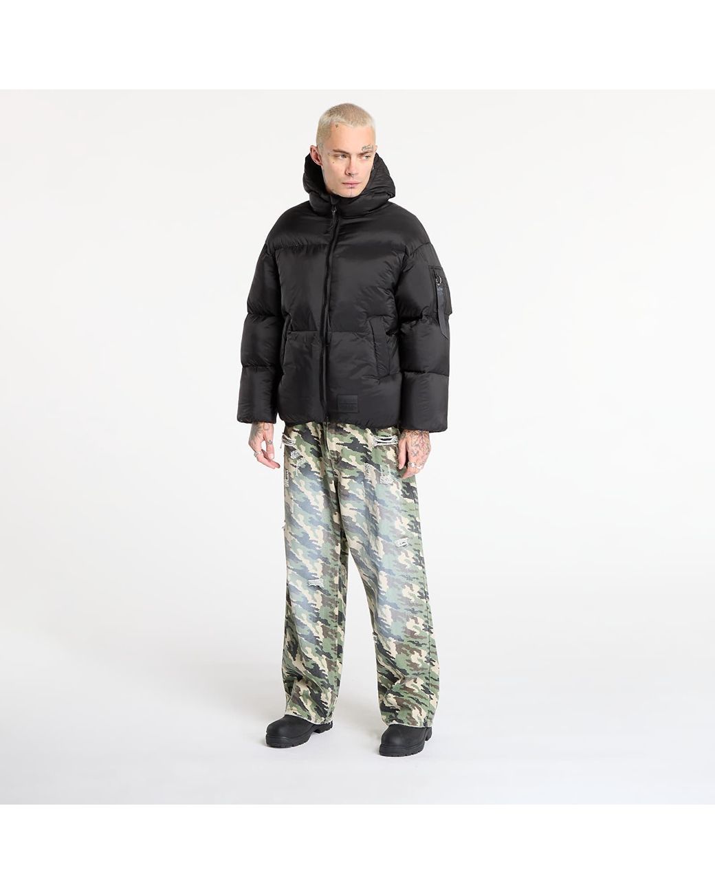 Alpha Industries Black Jacket Cloud Puffer Bomber for men