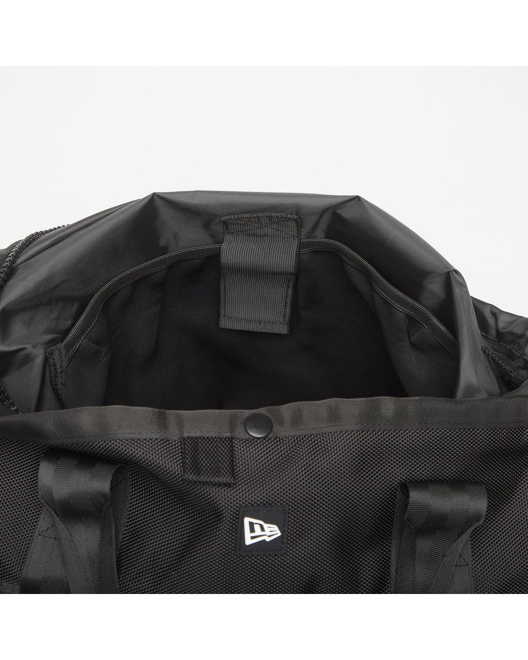 Borsa Utility Tote Bag di KTZ in Black