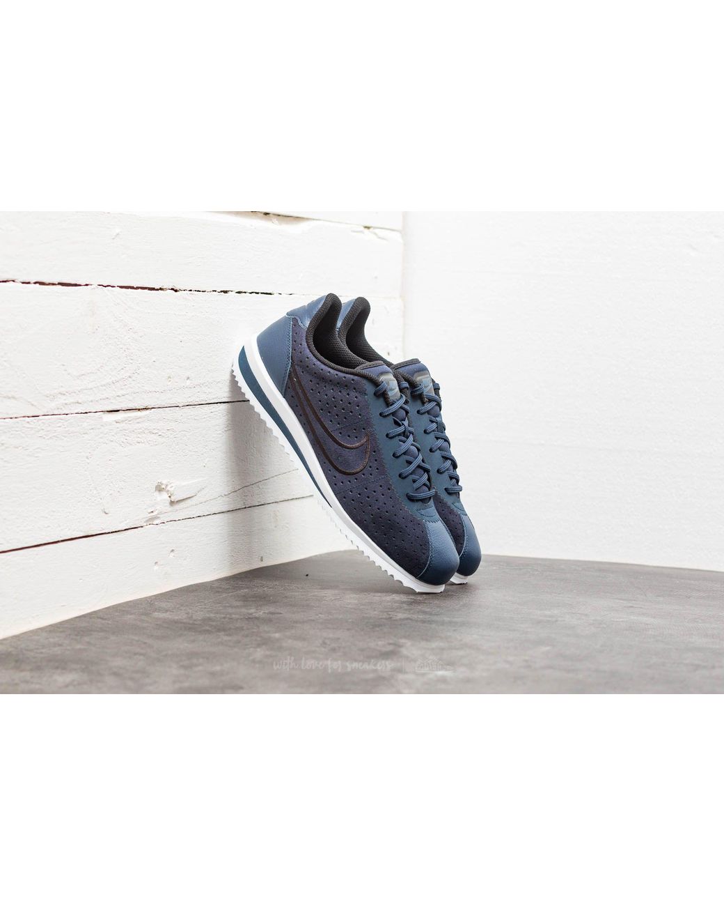 Nike Cortez Ultra Moire 2 Obsidian/ Black-white in Blue for Men | Lyst