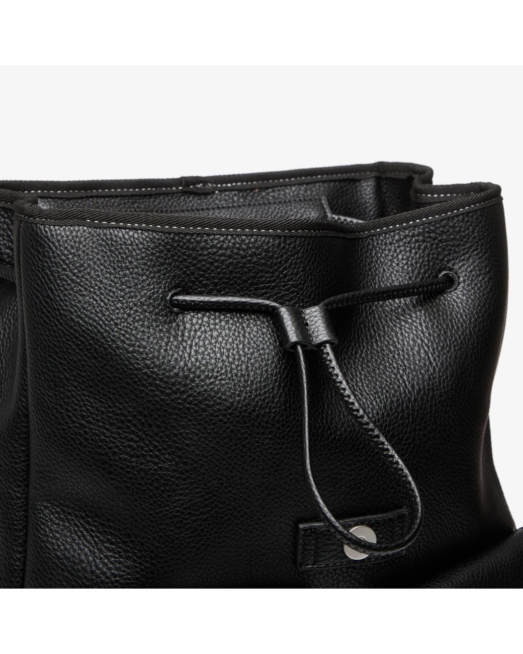 Zaino Bold Pebble Flap Backpack di Calvin Klein in Gray