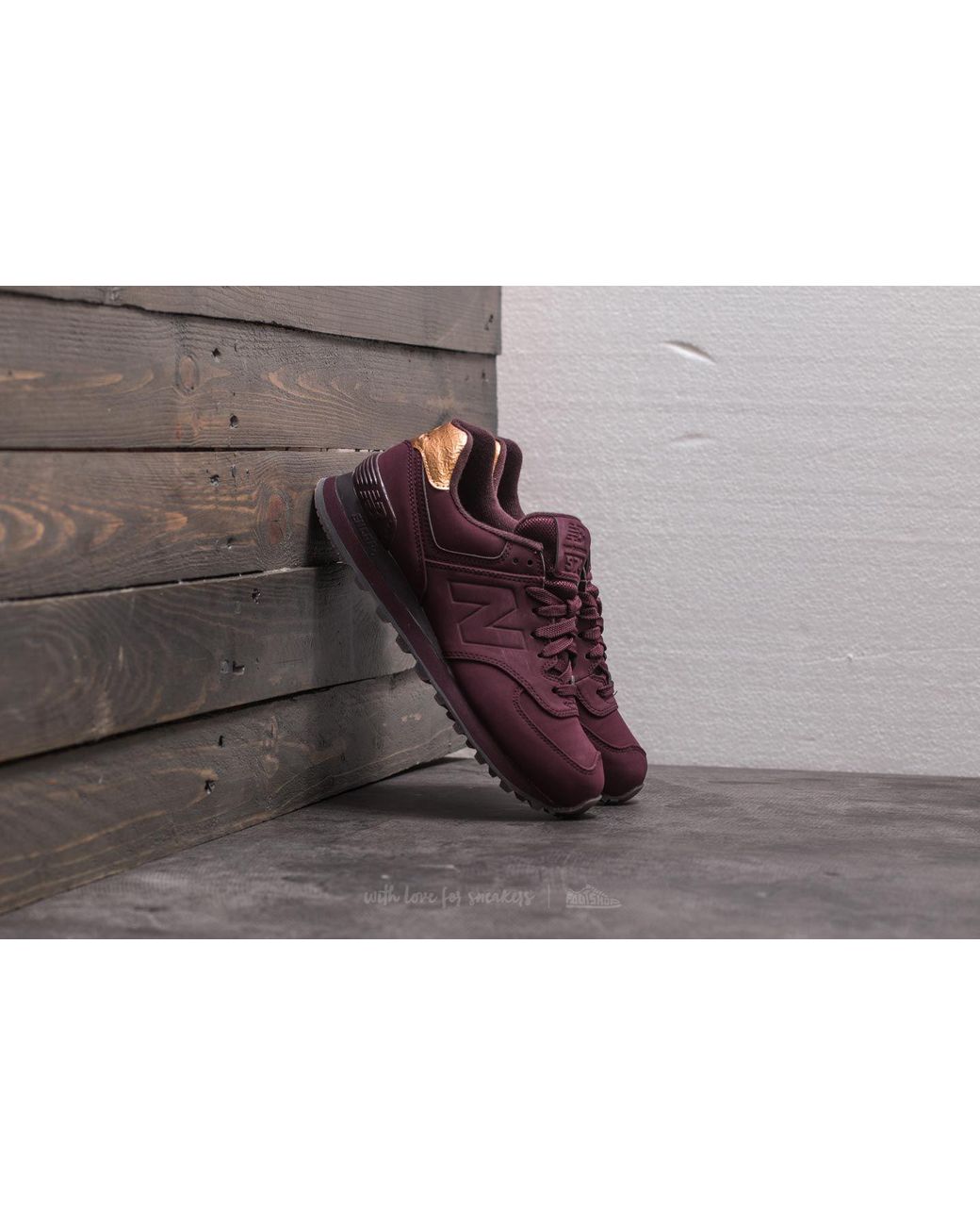 New balance 574 burgundy gold online