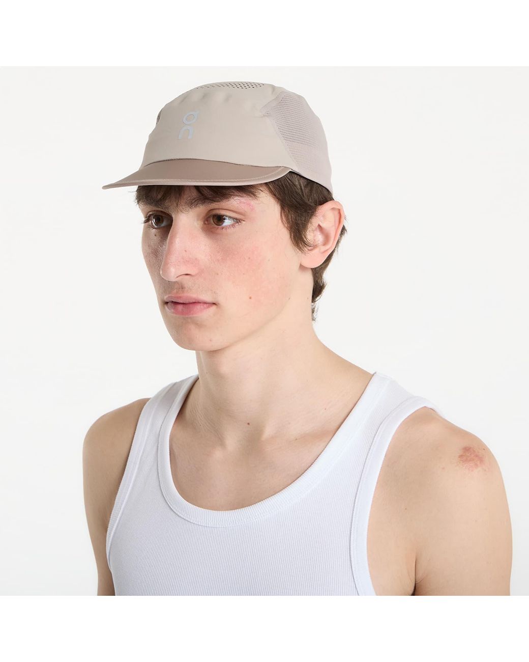 On Shoes White Cap Ultra Cap