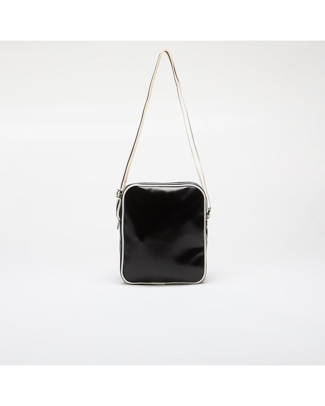 Borsa Classic Side Bag/ Ecru di Fred Perry in Black
