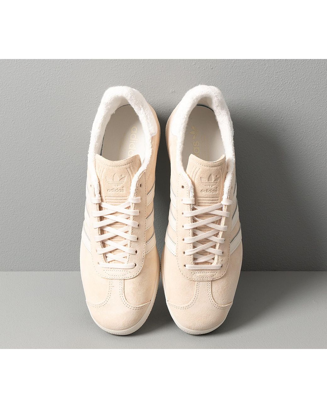 adidas gazelle ecru