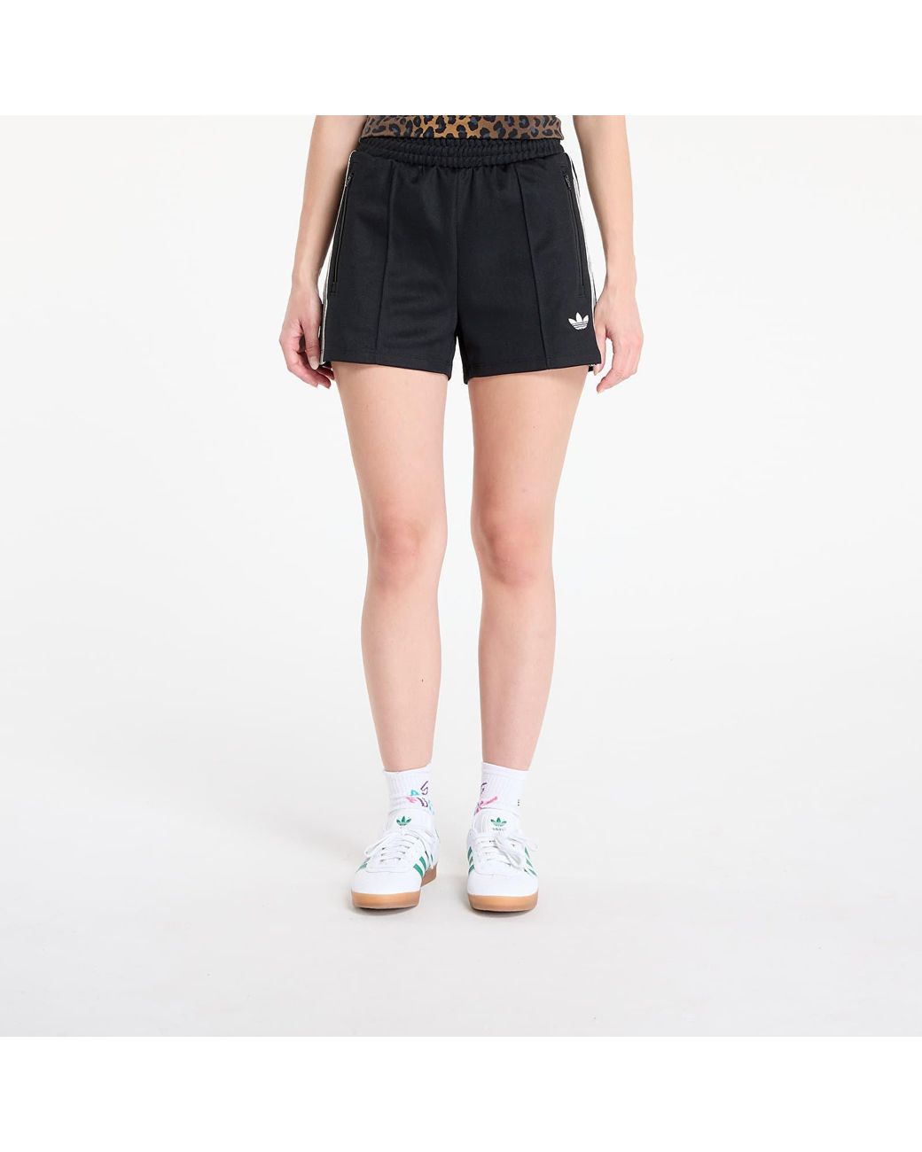 ● adidas originals ● SUMMER GLOW CLASSIC SHORTS ADIDAS Summer Glow Classic Womens Shorts (Black/Beige