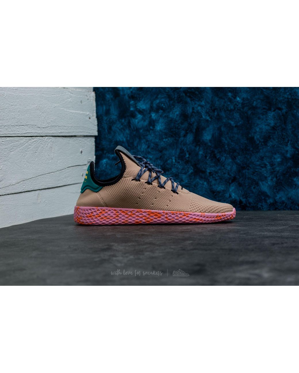 pharrell williams shoes tan