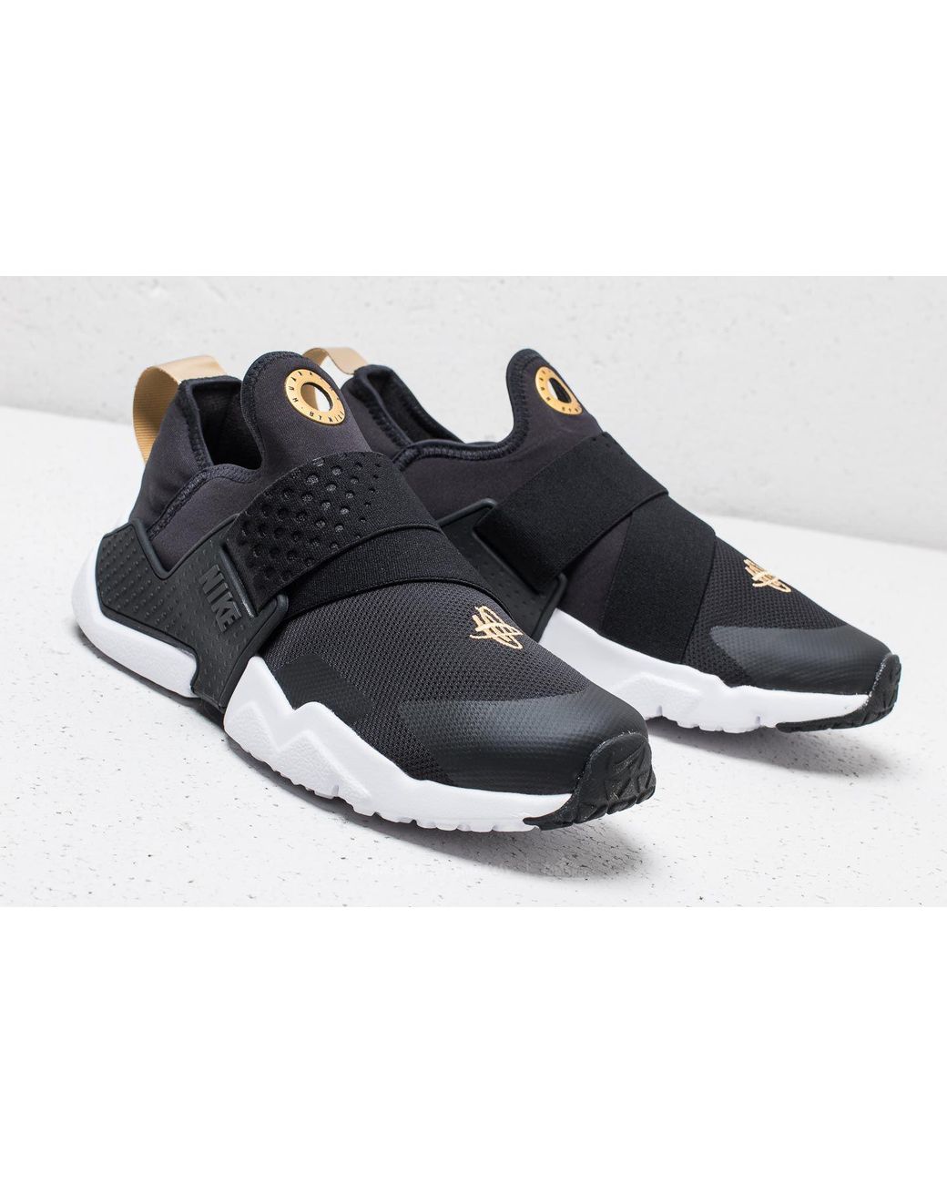 Nike Huarache Extreme (gs) Black/ Black-metallic Gold | Lyst