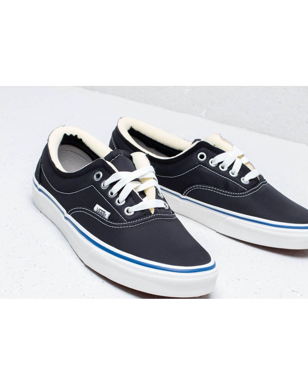 vans era foam