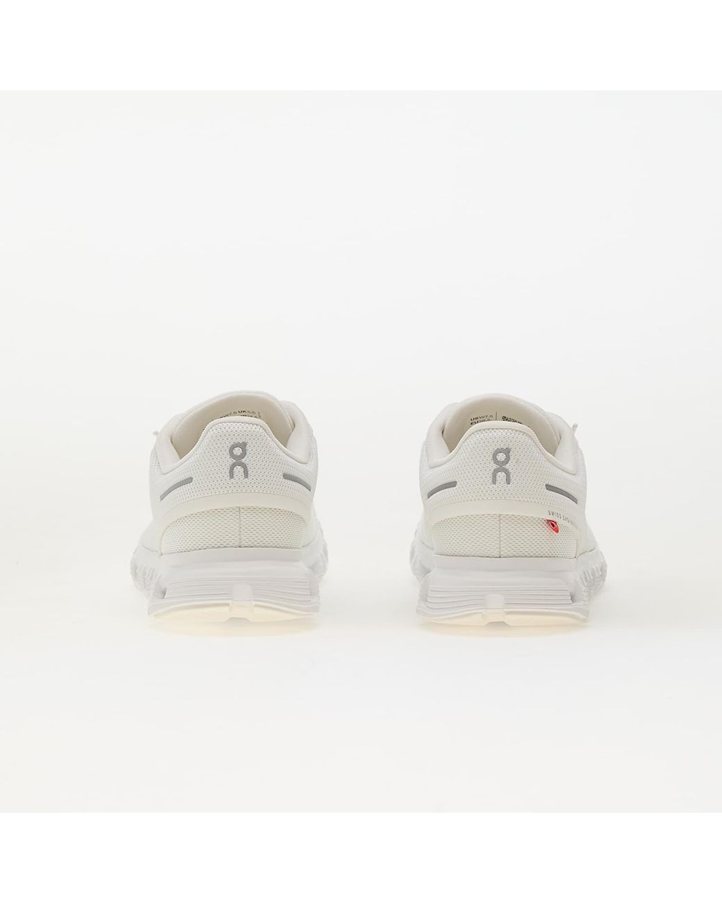 On Shoes White Shoes M Cloud 6