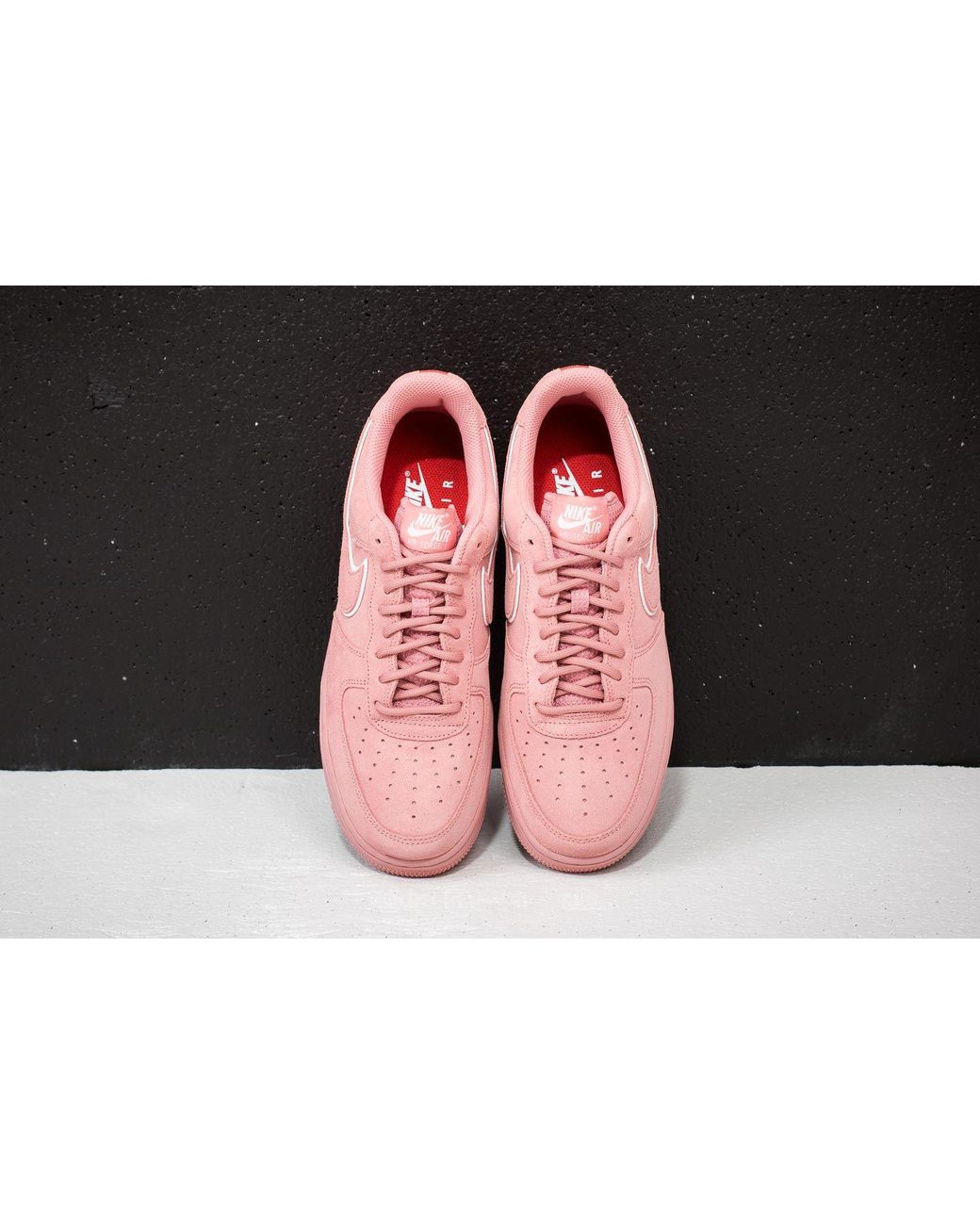 red stardust air force 1
