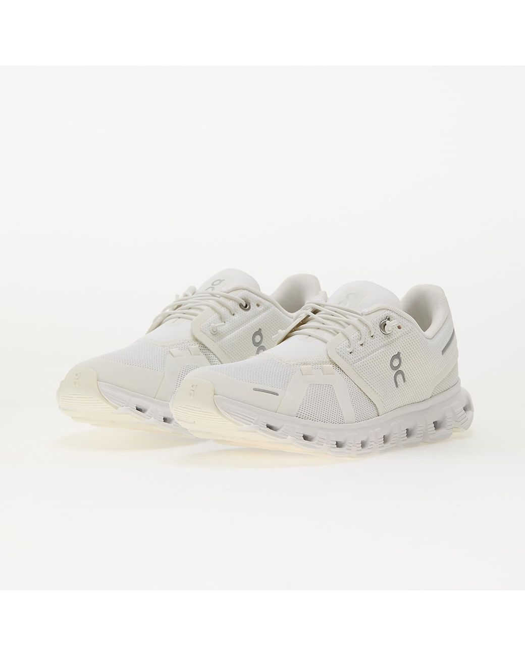 On Shoes White Shoes M Cloud 6