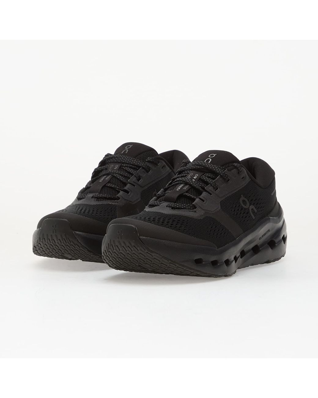 On Shoes Black W Cloudrunner 3