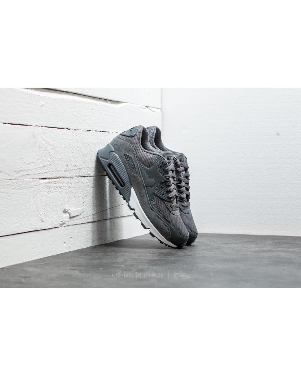 Nike Air Max 90 Essential Dark Grey/ Dark Grey-black in Gray for Men | Lyst
