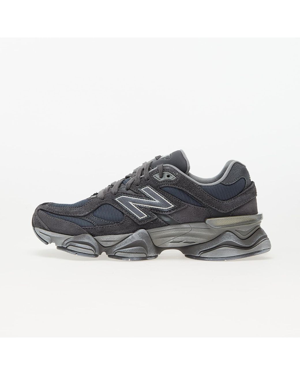 New Balance 9060 in Gray Lyst