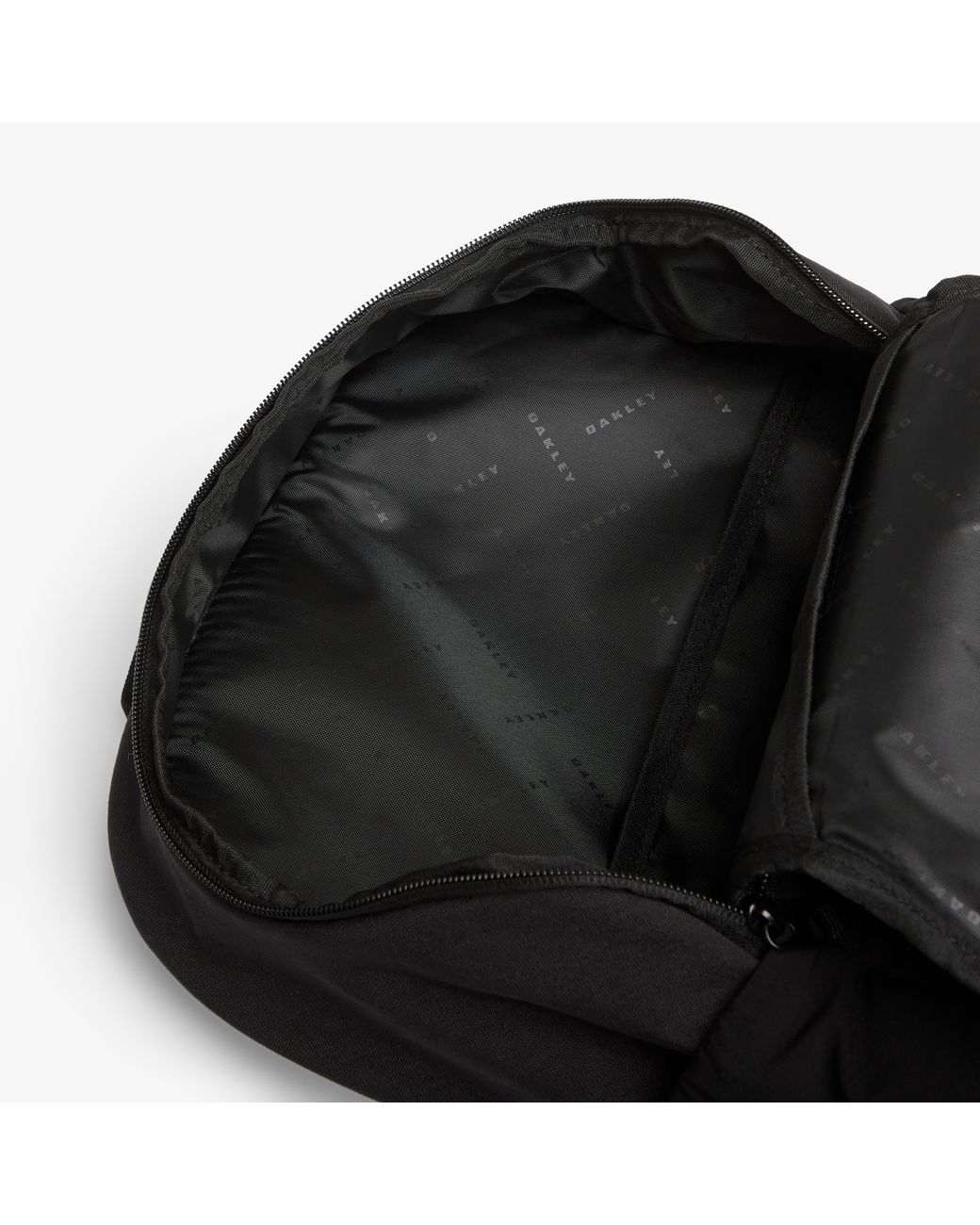 Oakley Black Enduro 20L Backpack