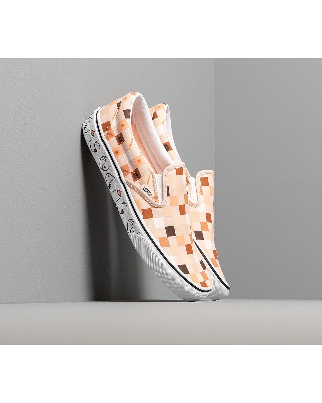 Vans Breast Cancer Awareness Classic Slip-on Nude Check/ True White | Lyst