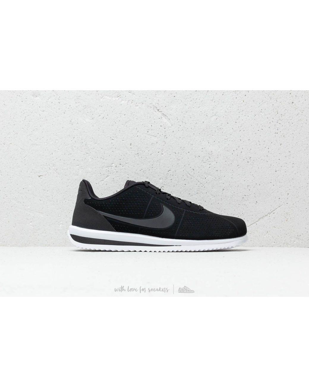 nike cortez ultra moire schwarz