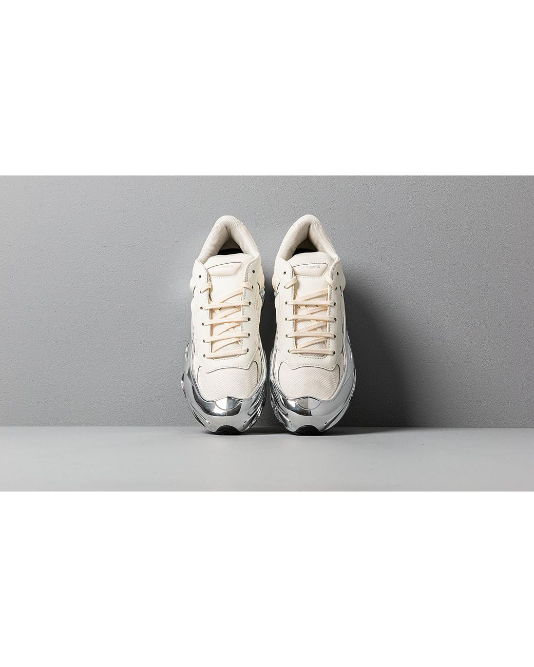 adidas By Raf Simons Adidas X Raf Simons Ozweego Core White/ Silver  Metallic/ Silver Metallic for Men | Lyst