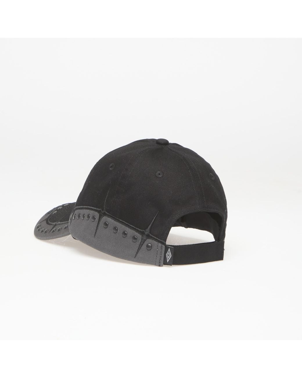 Umbro Black Spikes Stud Cap