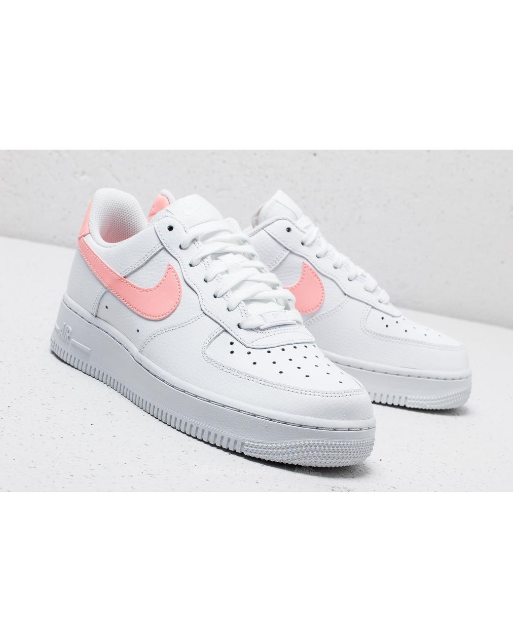 Nike Wmns Air Force 1 '07 White/ Oracle Pink-white | Lyst