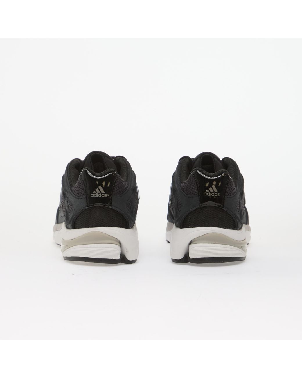 Adidas Black Sneakers Mit Einsätzen