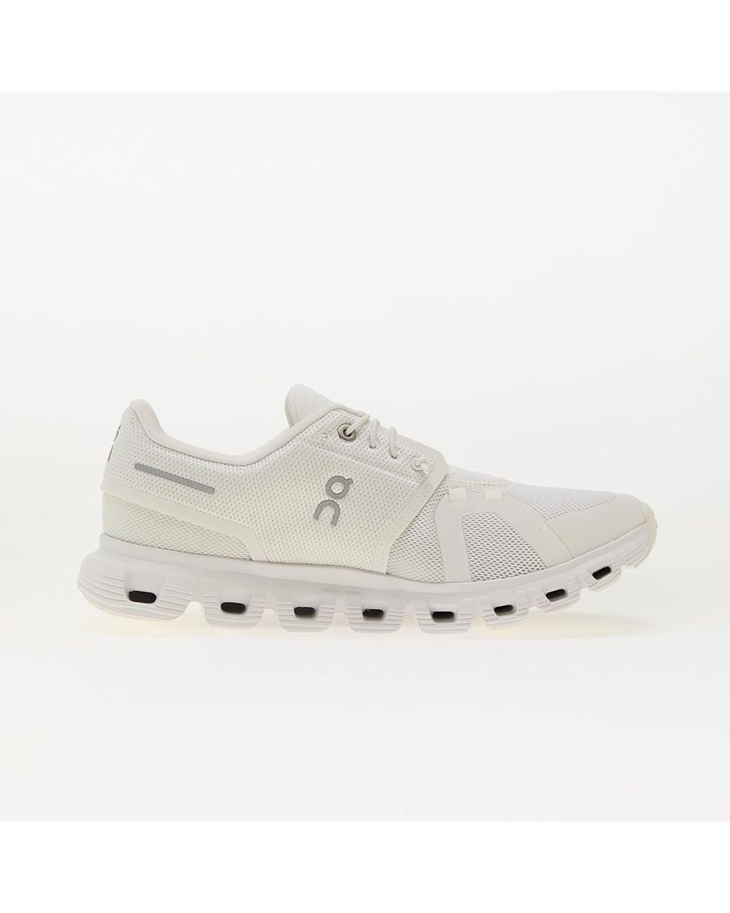 On Shoes White Shoes M Cloud 6