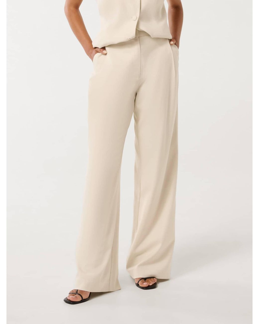 Forever New Natural Daniela Petite Wide Leg Pant