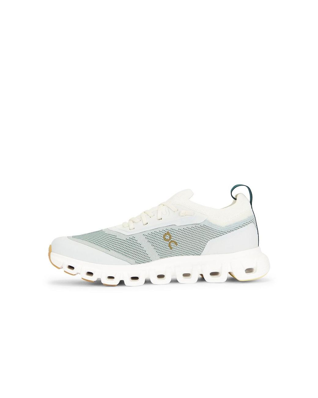 On Shoes White Cloud 6 Versa Sneaker